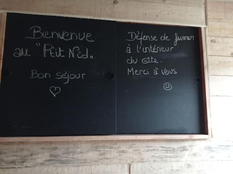 Villa Le P'Tit Nid : Mini Loft Pour 2 A 4 Personnes Tellin Esterno foto