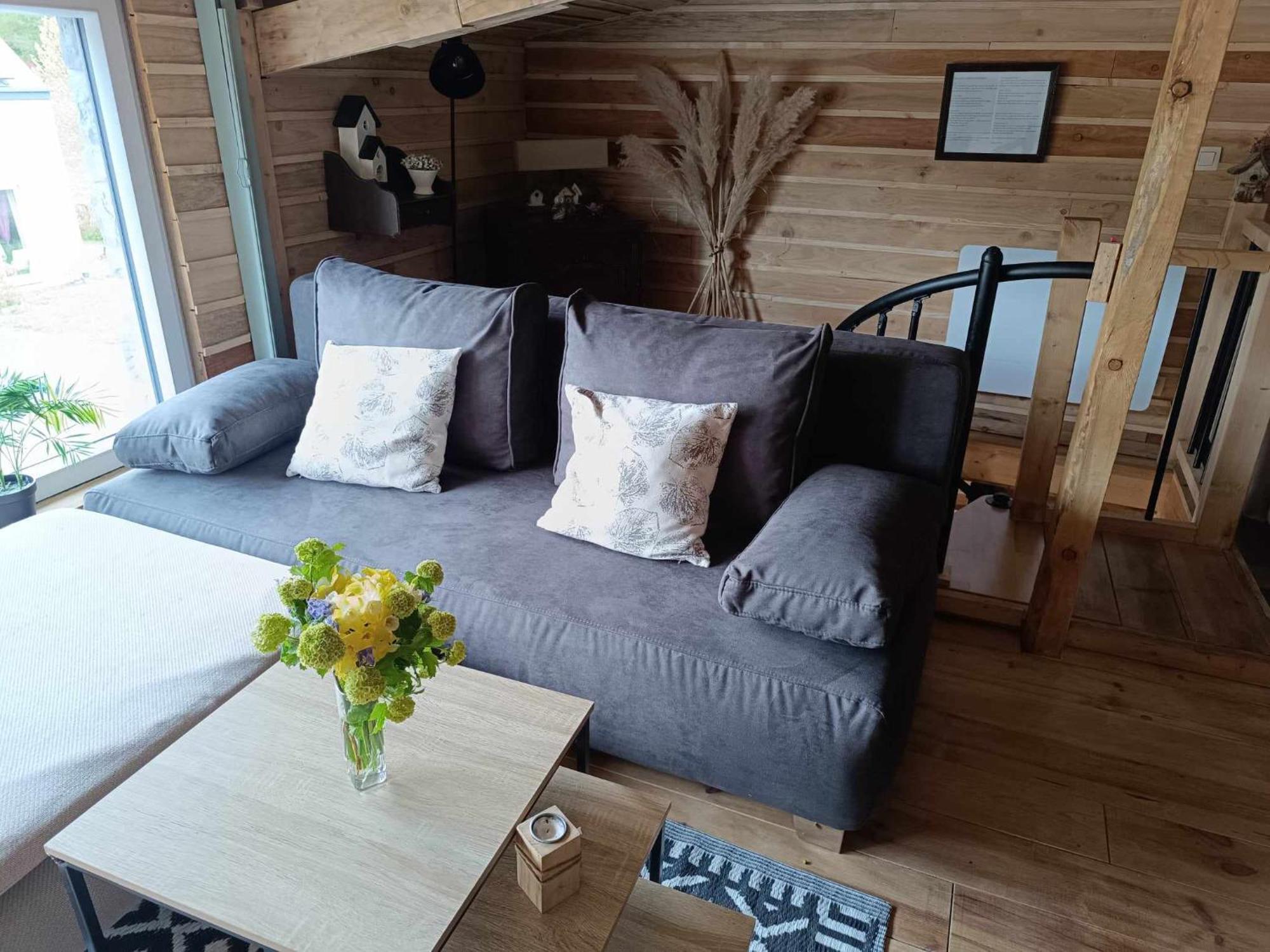 Villa Le P'Tit Nid : Mini Loft Pour 2 A 4 Personnes Tellin Esterno foto